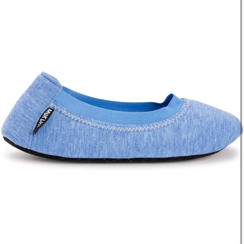 Muk Luks comfortable stylish